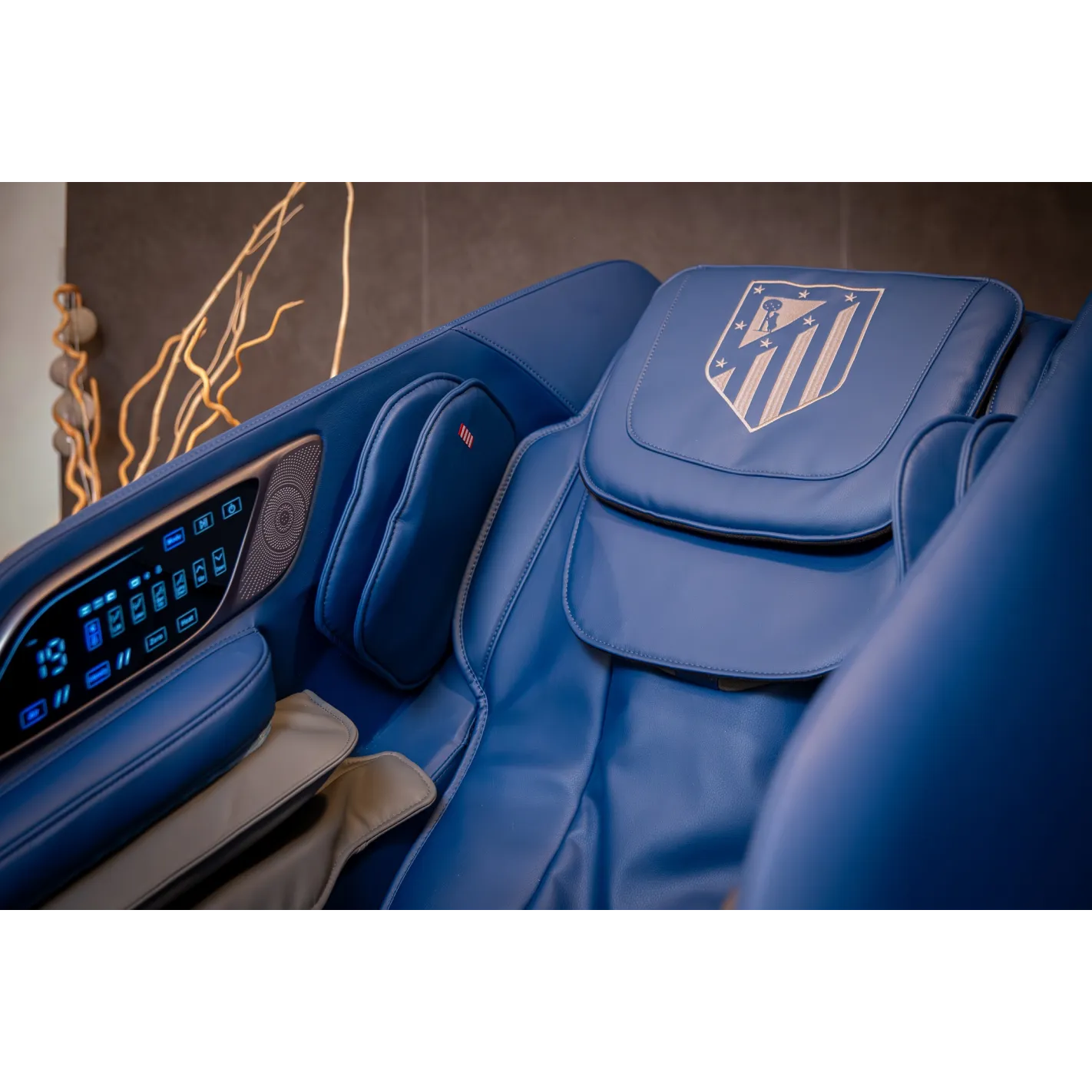 Essential Atleti 4D Massage Chair - Official ATLETICO MADRID Product